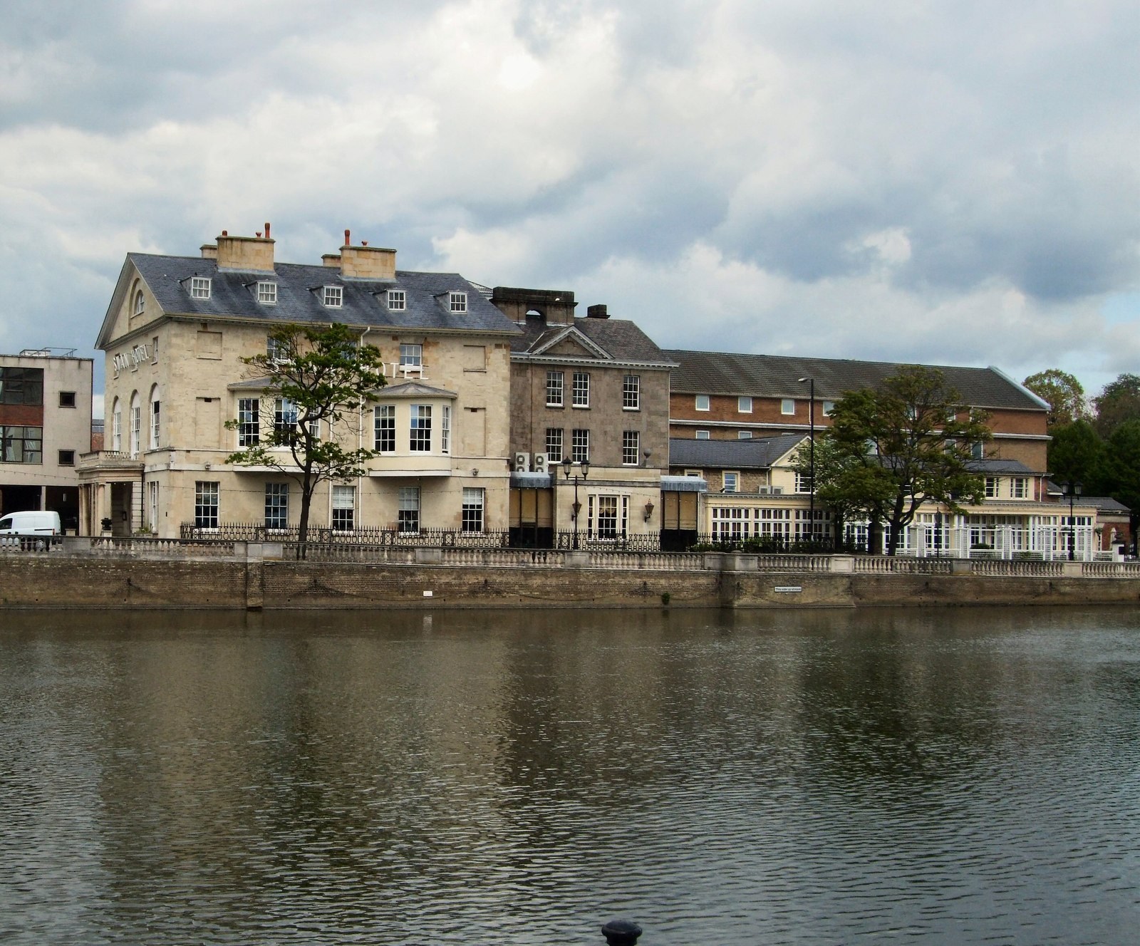 The Swan Hotel on the river in Bedford